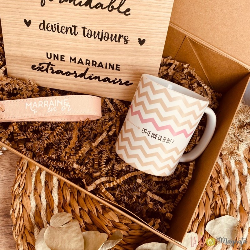 Jolis coffrets cadeau pour une marraine