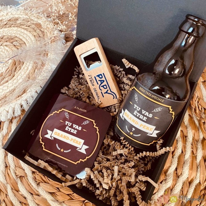 Petit coffret noir grand-père bière