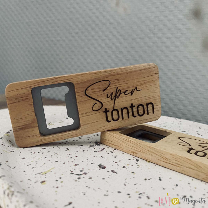 Décapsuleur en bois super tonton