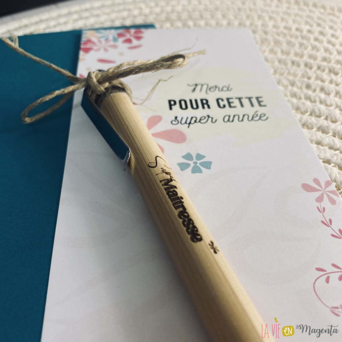 Bic gravé - cadeau instit