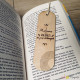Marque-page en bois-Maitresse en vacances