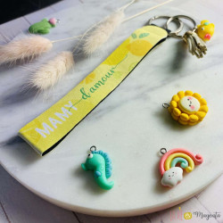 Porte-clés - mamy d'amour - avec jolies breloques
