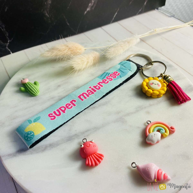 Porte-clés - cadeau maitresse avec breloque