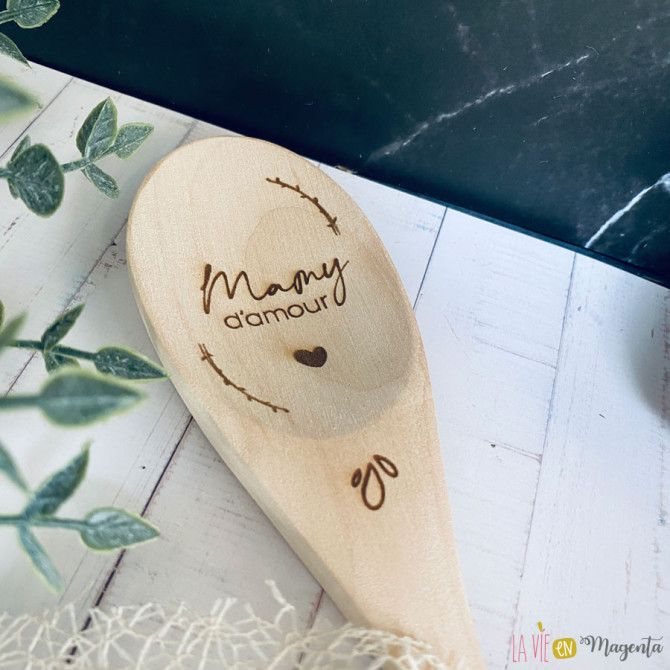 Cuillère en bois gravée – Mamy d'amour