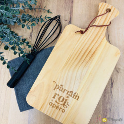 Planche apéro en bois gravée – Parrain le roi de l’apéro