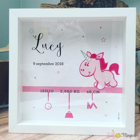 Cadre personnalisé licorne pour perpétuer le souvenir de la naissance