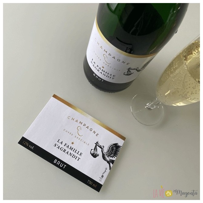 Etiquette champagne La famille s'agrandit