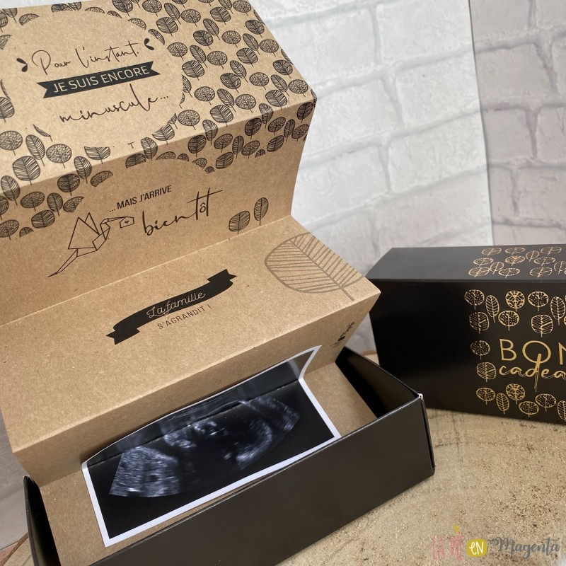 Annonce de grossesse sous forme de boite bon cadeau