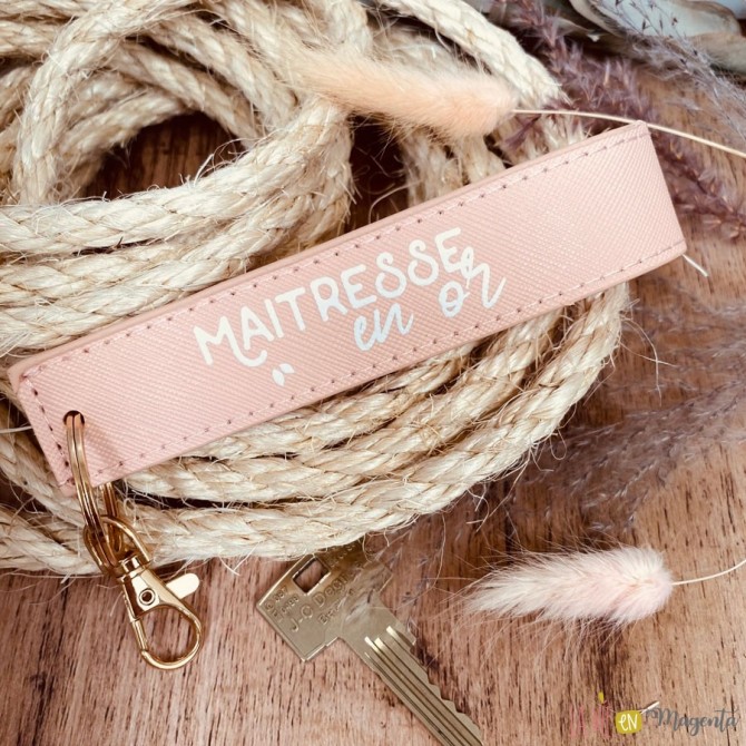 Porte-clés lanière - maitresse en or
